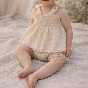 ANGEL DEAR Creme Eyelet Set in 6-12 Months